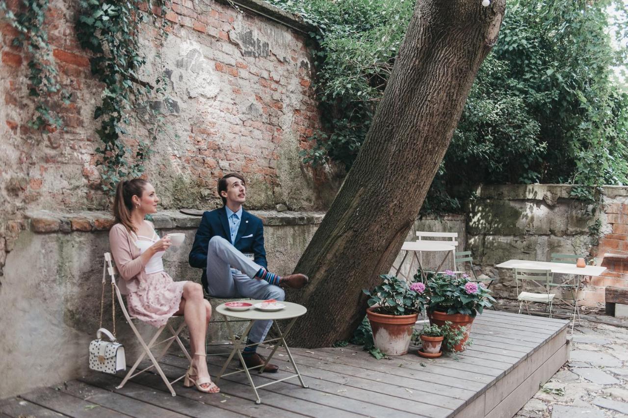 Miss Sophie'S Olomouc - Boutique Hotel Bagian luar foto